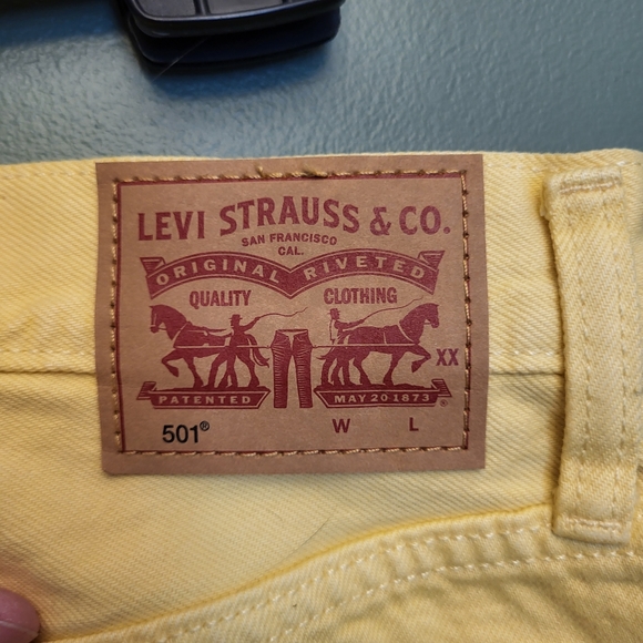 Levi's 501 Yellow Jeans Size 30 x 25.5 - Picture 2 of 4